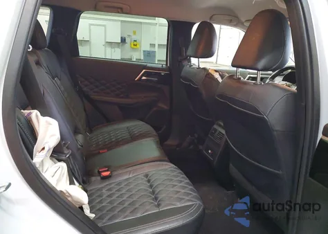 2022 Mitsubishi Outlander Sel z USA, uszkodzony, nr VIN JA4J4VA88NZ059837